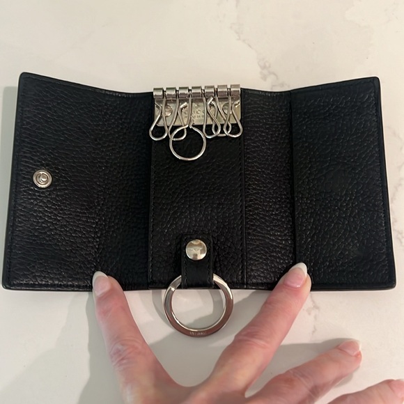 GUCCI INTERLOCKING DORIAN PEBBLED LEATHER 6 KEY HOLDER CASE - Picture 7 of 13